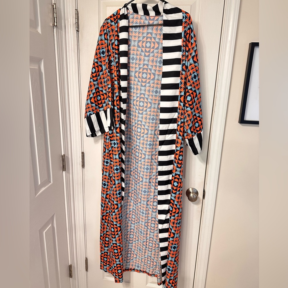 New Maxi Caftan - Multi Color - Size Medium - image 5